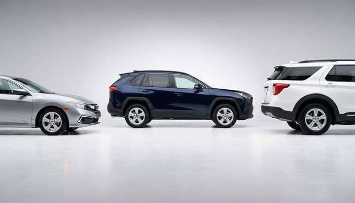 Various vehicle types including sedans, SUVs, and crossovers equipped with 17-inch wheels