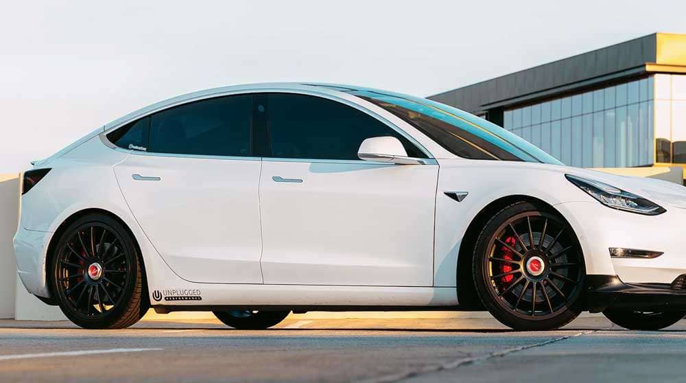 Fifteen52 Chicane motorsport-inspired wheels for Tesla Model 3