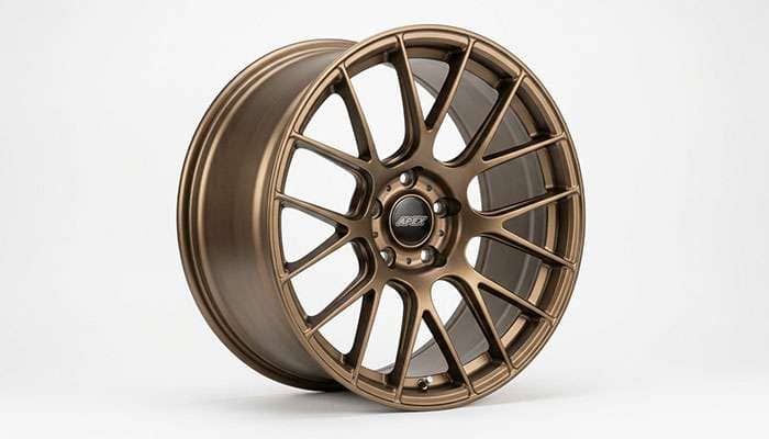 Lightweight flow-formed performance wheel in satin bronze