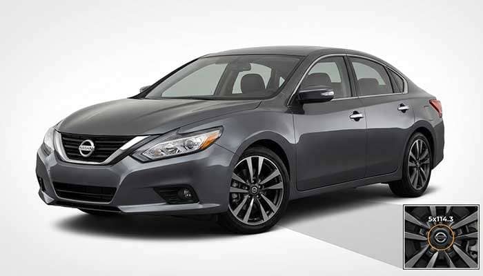 Nissan Altima sedan with sport alloy wheels