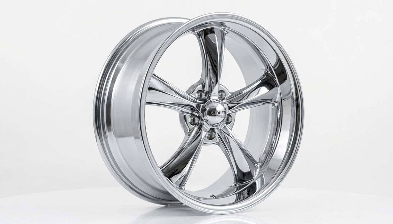 Ridler 695 chrome wheel front three-quarter view