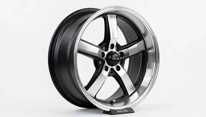 Ridler wheel in matte black with machined lip finish