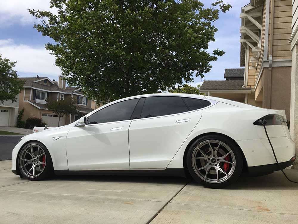 Vorsteiner V-FF 103 flow forged wheels on Tesla Model S