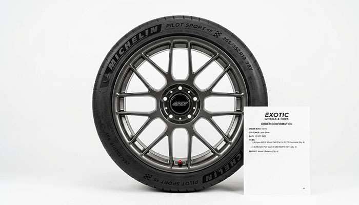 Checking a new wheel and tire against the order confirmation before installation