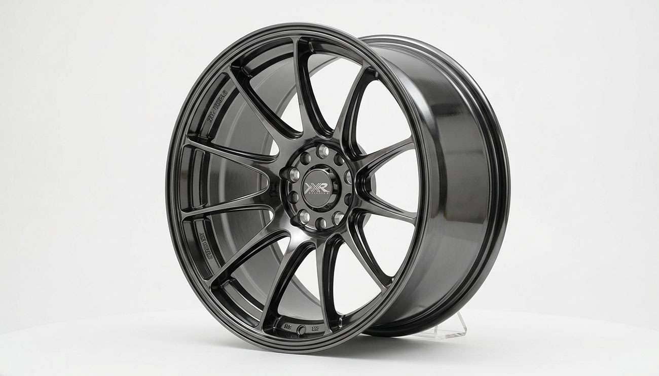 XXR 527 concave wheel in chromium black, front three-quarter view