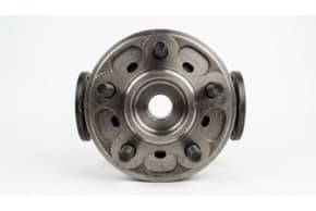 What Vehicles Have a 5x150 Bolt Pattern?