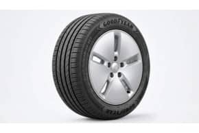Which 215/50R17 Tires Are the Best?