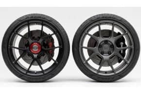 Centerlock vs. Lug-Mount Wheels
