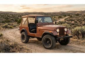 What Size Tires Fit a Stock CJ-7?