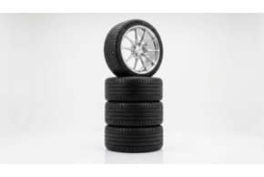 Should You Finance a Whole Wheel-and-Tire Package