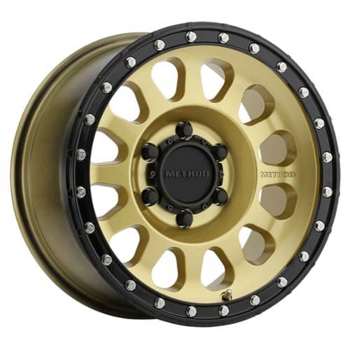 Method 315 Street 17x8.5 6x139.7 0 ET 106.3 CB Gold/Black Lip (MR31578560100)