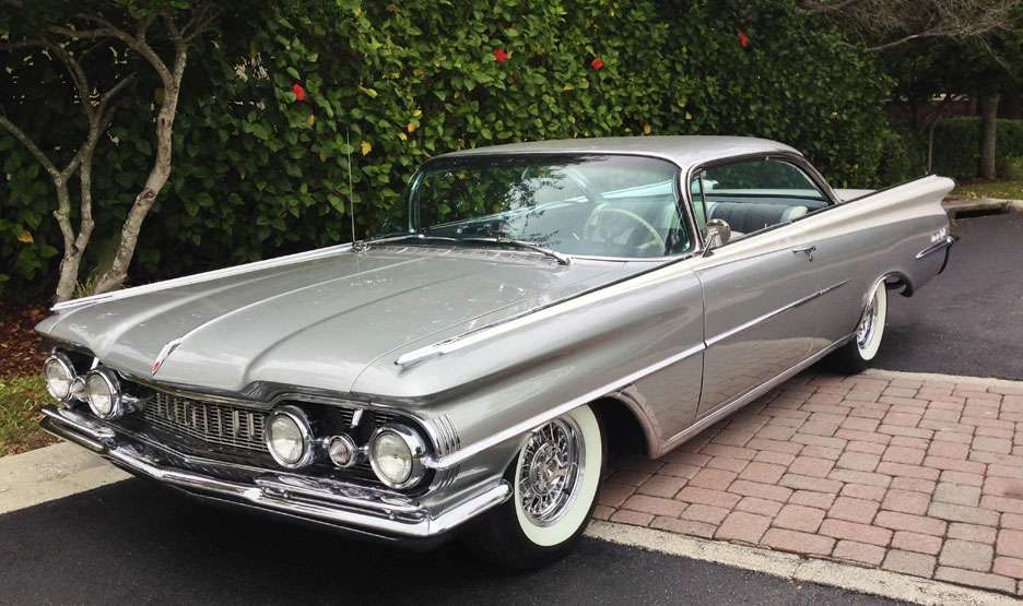 American Classic Radial Whitewalls Tire