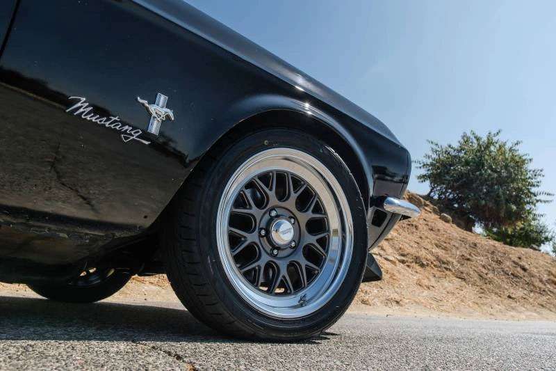American Racing VN516 G-Force classic muscle car wheel with split-spoke design