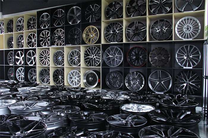 Performance Replicas brand wheel display